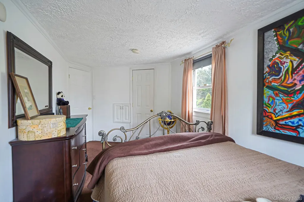19 Laurel Street Centereach NY 11720