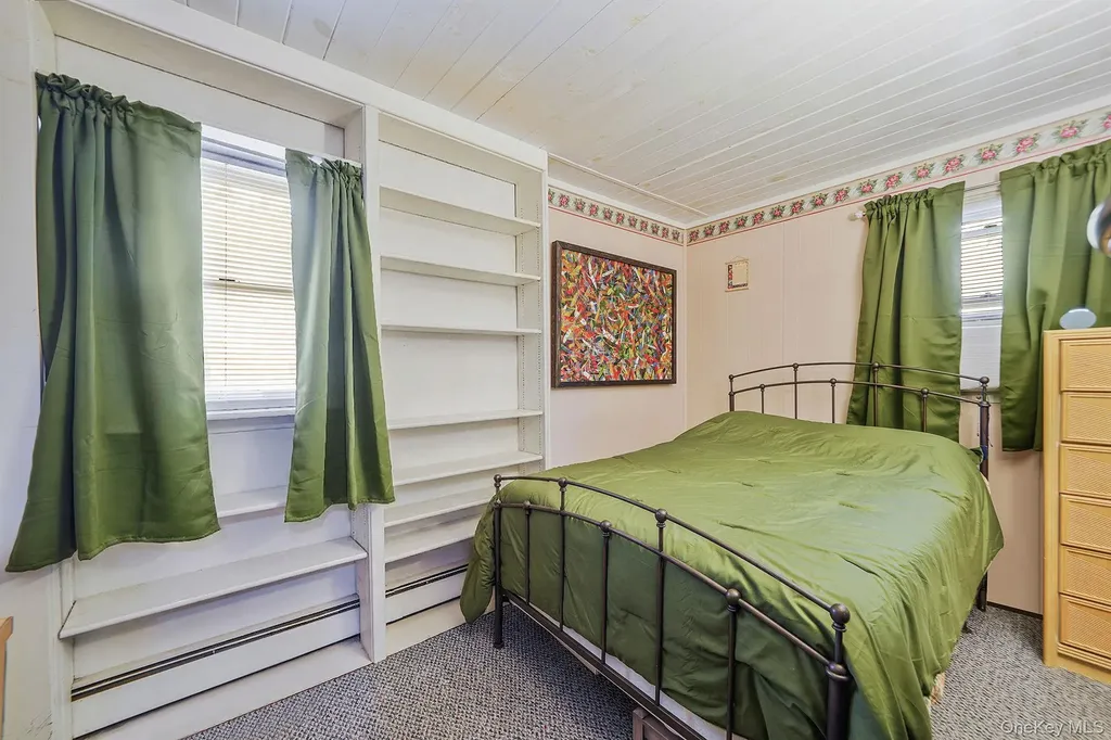 19 Laurel Street Centereach NY 11720