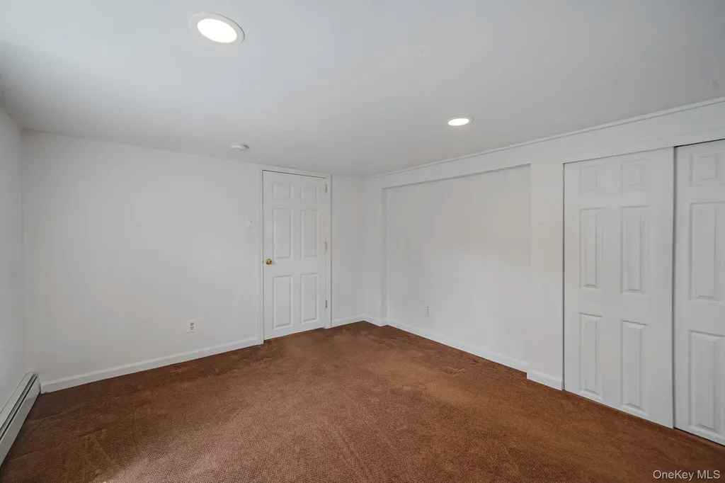 19 Laurel Street Centereach NY 11720