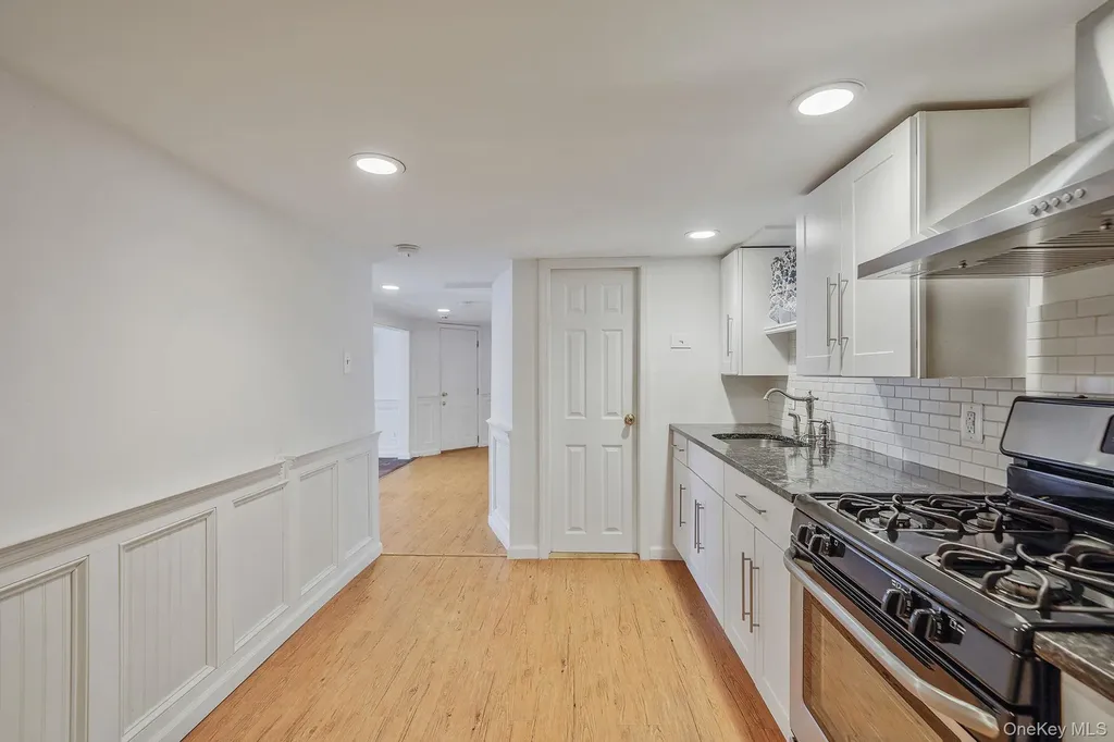 19 Laurel Street Centereach NY 11720