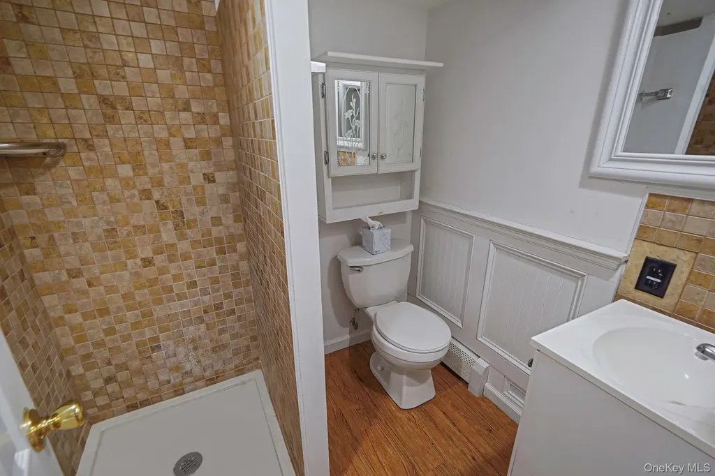 19 Laurel Street Centereach NY 11720
