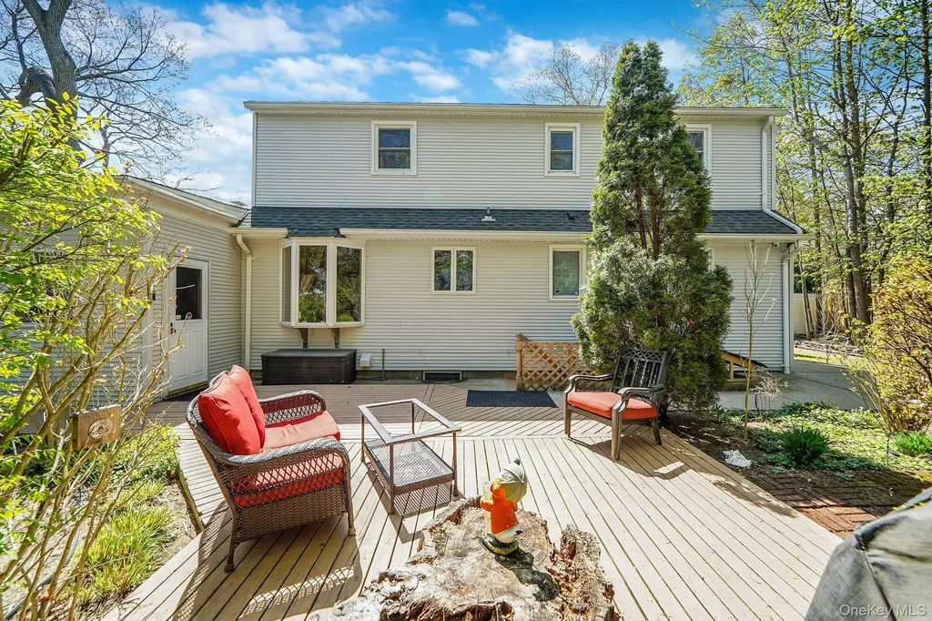 19 Laurel Street Centereach NY 11720