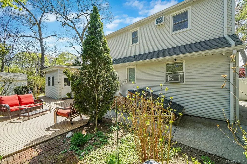 19 Laurel Street Centereach NY 11720