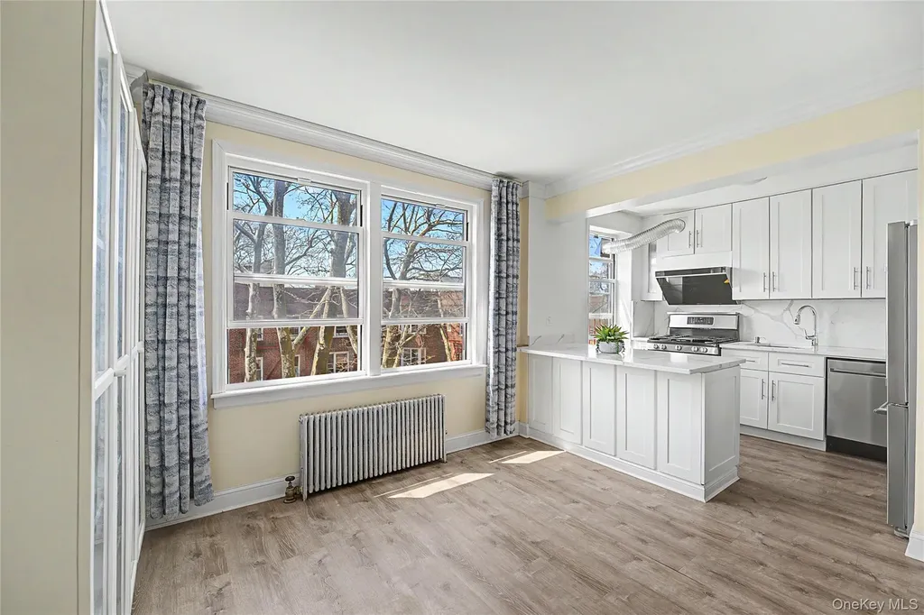 14137 79th Avenue Flushing NY 11367