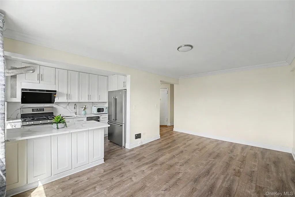 14137 79th Avenue Flushing NY 11367