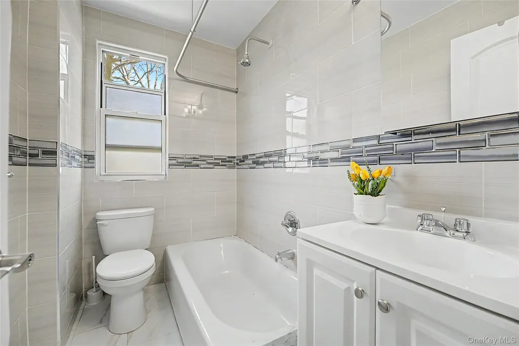 14137 79th Avenue Flushing NY 11367