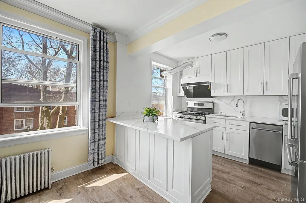 14137 79th Avenue Flushing NY 11367