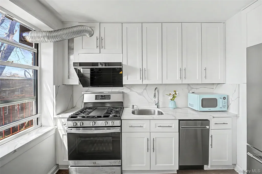 14137 79th Avenue Flushing NY 11367