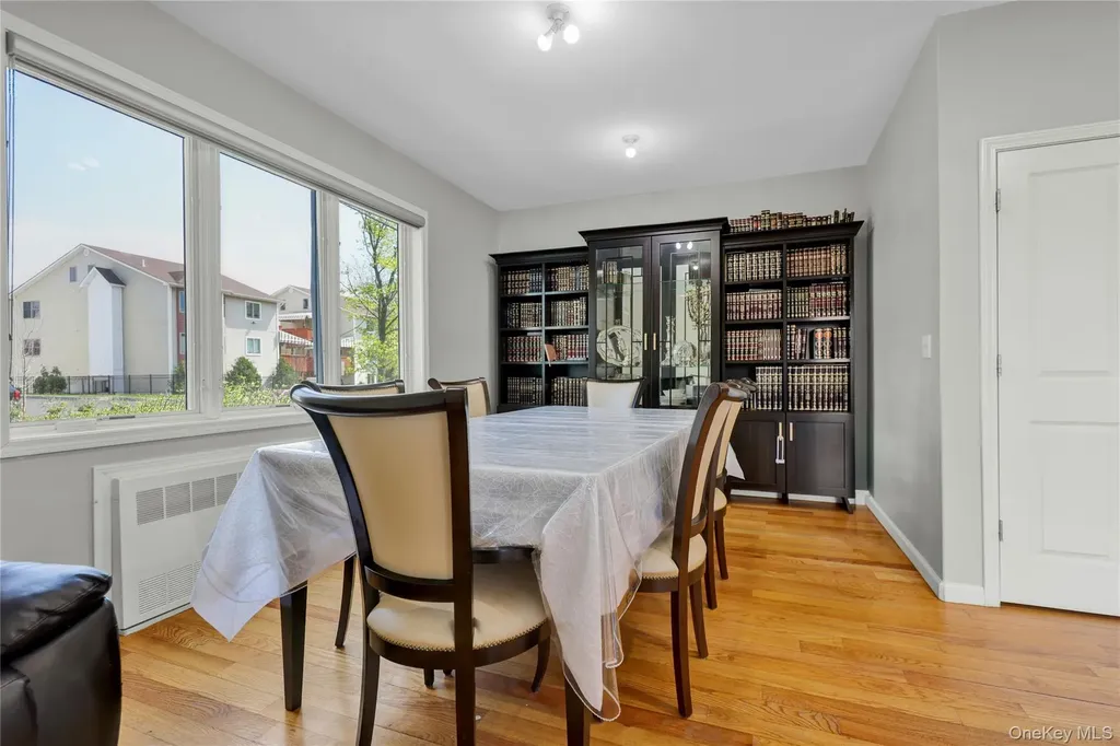 462 W Central Avenue Spring Valley NY 10977