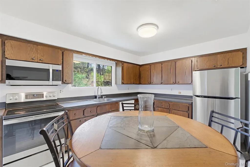 47 Stonehouse Road Somers NY 10589