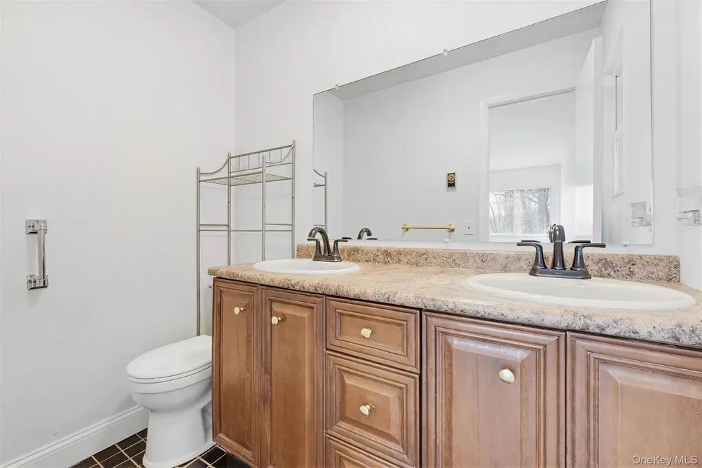 47 Stonehouse Road Somers NY 10589