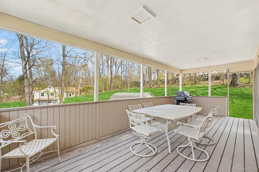 47 Stonehouse Road Somers NY 10589