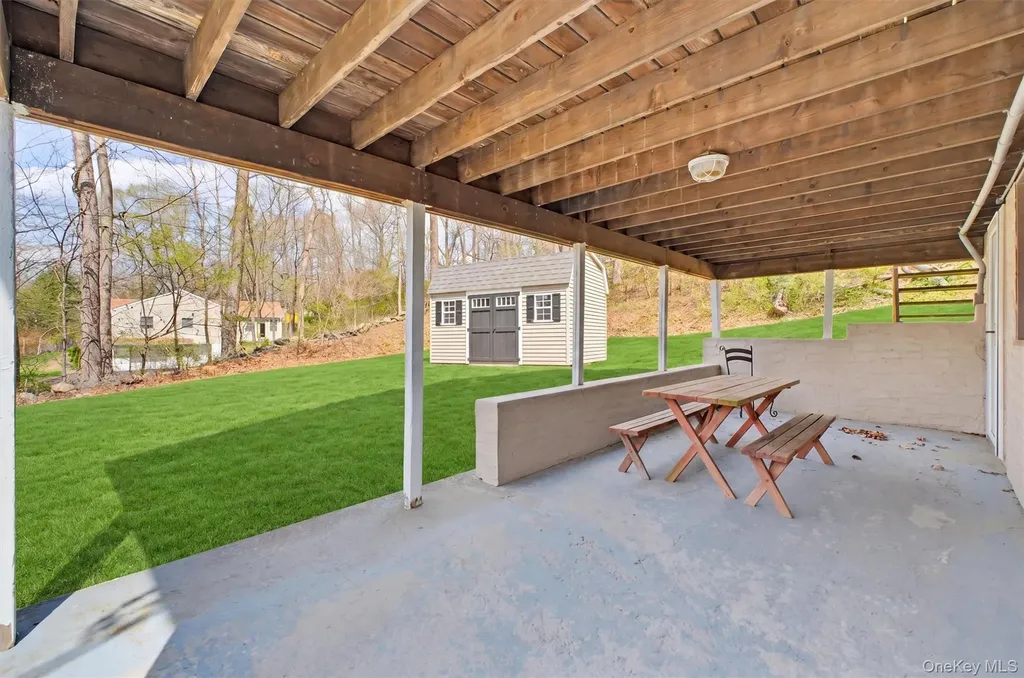 47 Stonehouse Road Somers NY 10589