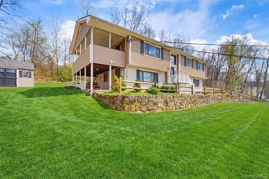 47 Stonehouse Road Somers NY 10589