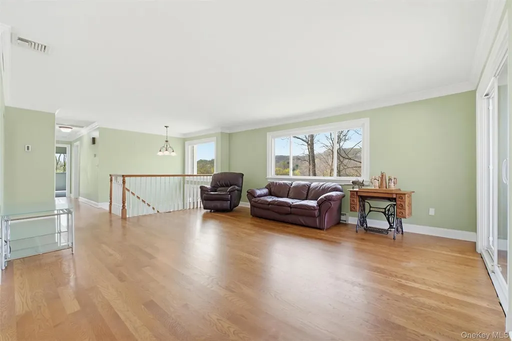 47 Stonehouse Road Somers NY 10589