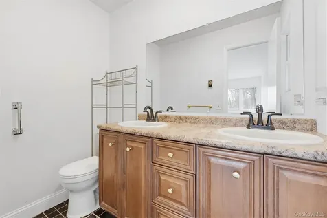 47 Stonehouse Road Somers NY 10589