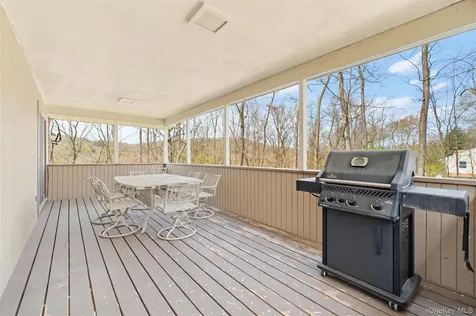 47 Stonehouse Road Somers NY 10589