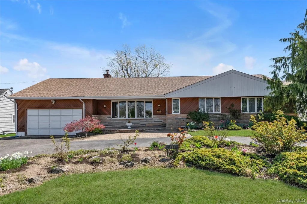 119 Ocean Avenue Massapequa NY 11758
