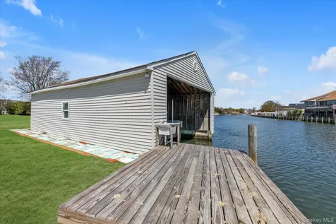 119 Ocean Avenue Massapequa NY 11758