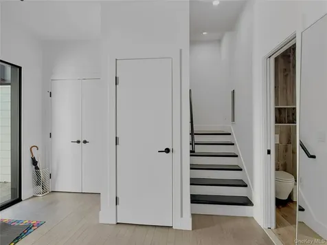 12 Hudson River Lane Garrison NY 10524