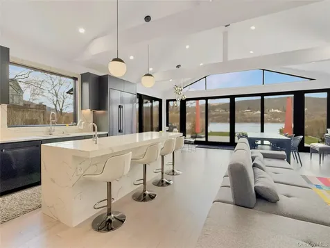 12 Hudson River Lane Garrison NY 10524