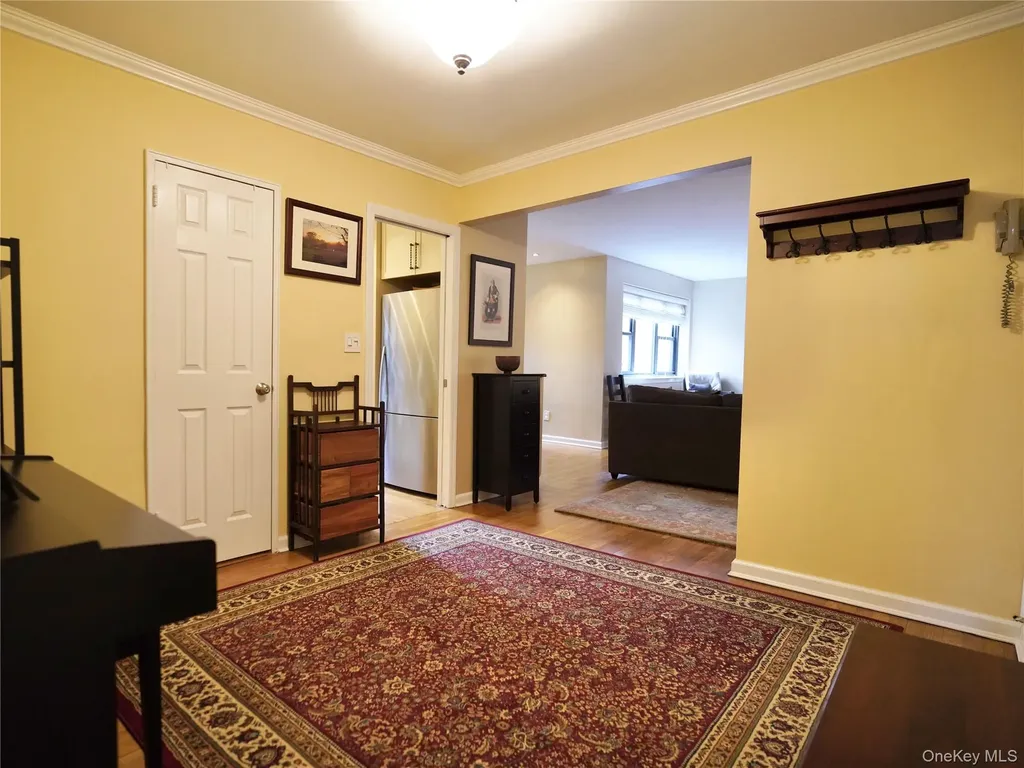 50 Brompton Road Great Neck NY 11021