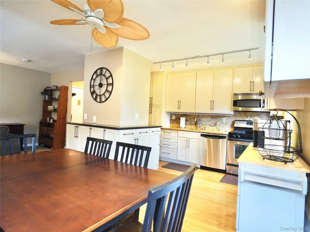 50 Brompton Road Great Neck NY 11021