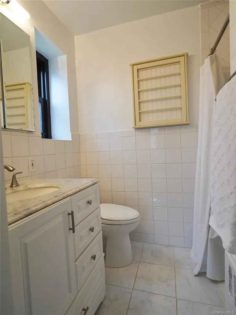 50 Brompton Road Great Neck NY 11021