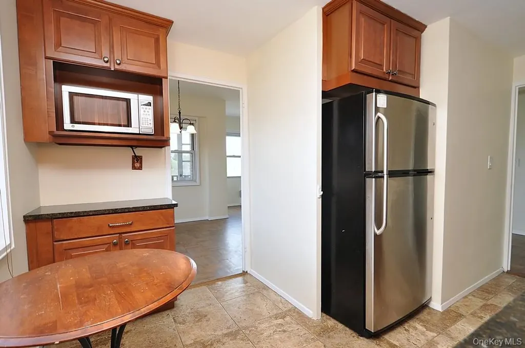 240 Garth Road Scarsdale NY 10583