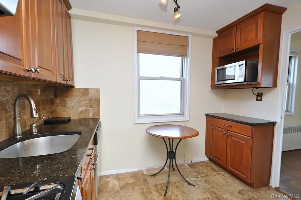 240 Garth Road Scarsdale NY 10583