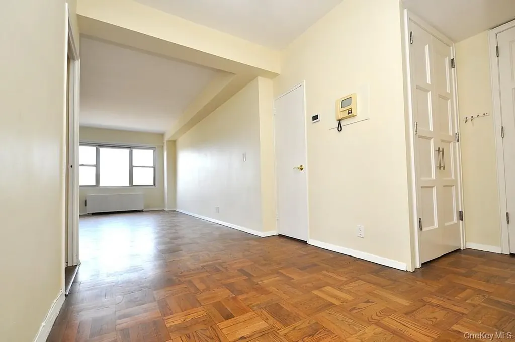 240 Garth Road Scarsdale NY 10583