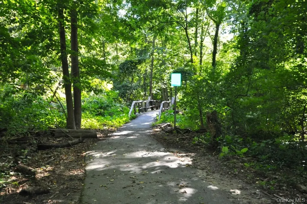 240 Garth Road Scarsdale NY 10583