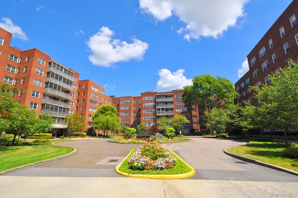 240 Garth Road Scarsdale NY 10583