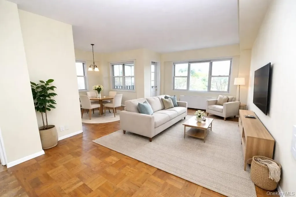 240 Garth Road Scarsdale NY 10583