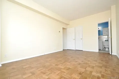240 Garth Road Scarsdale NY 10583