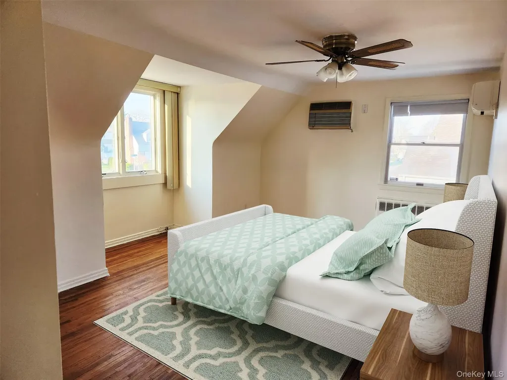 142 Morris Parkway Valley Stream NY 11580