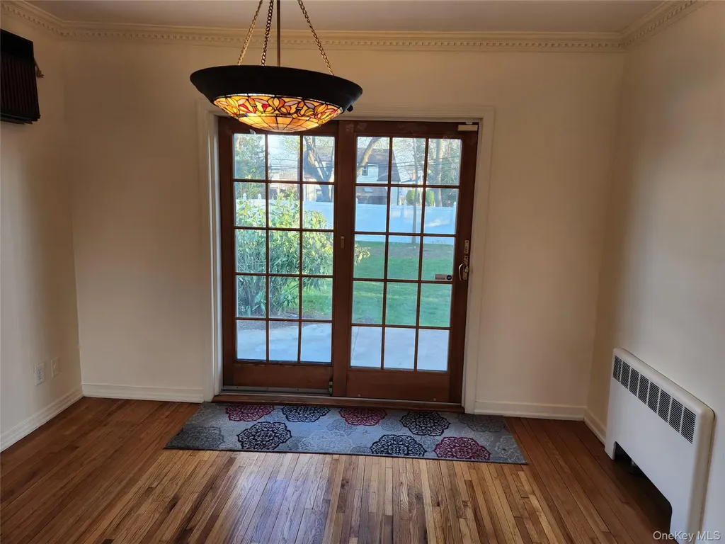142 Morris Parkway Valley Stream NY 11580