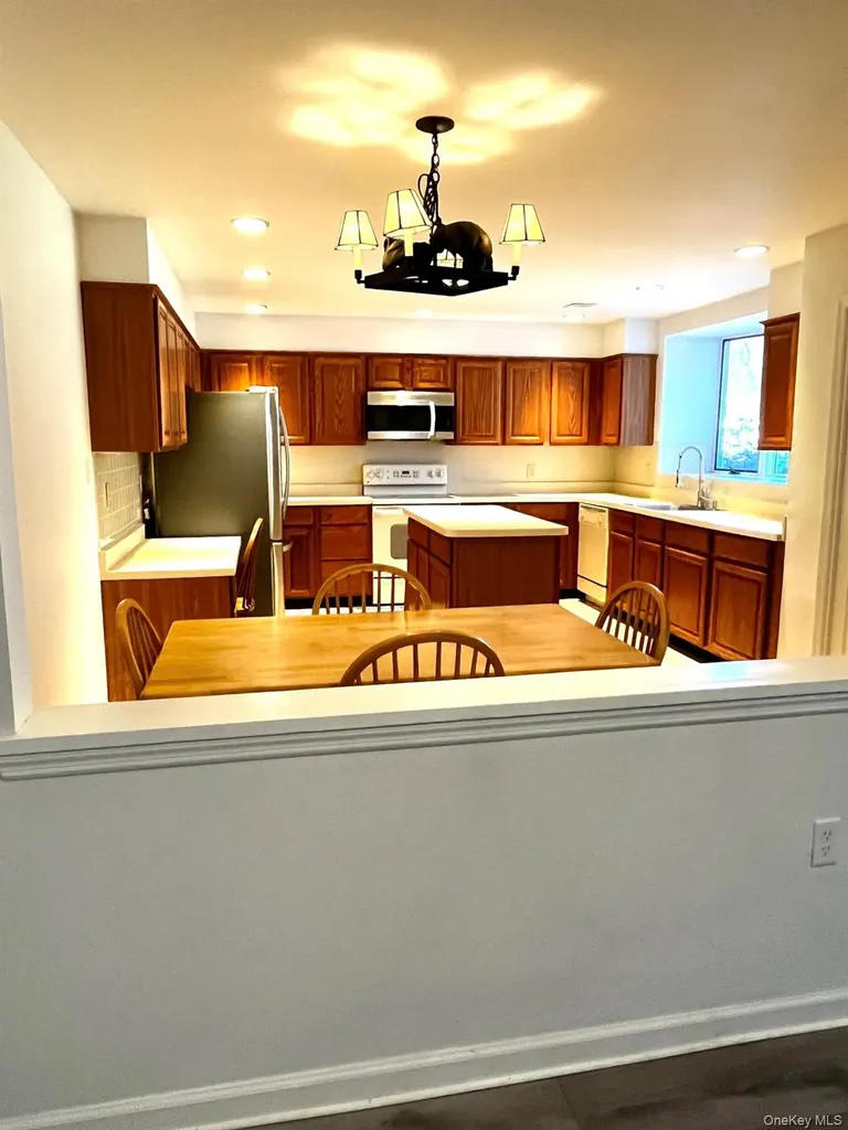 7 Carroll Boulevard Millbrook NY 12545