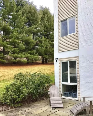 7 Carroll Boulevard Millbrook NY 12545