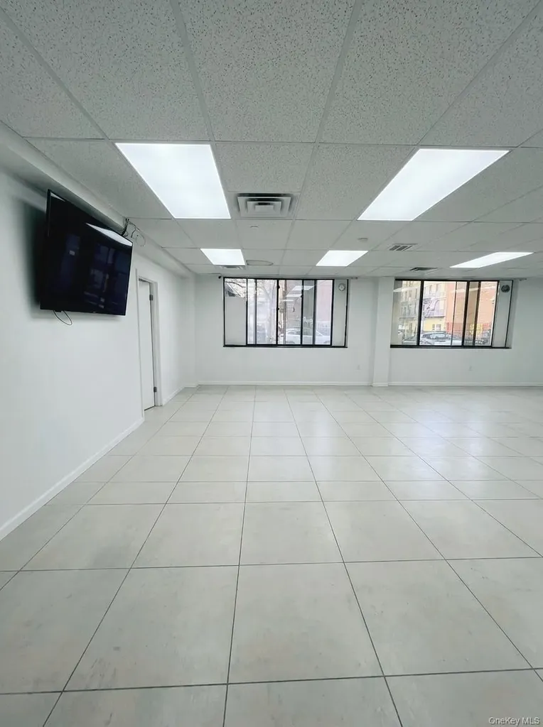 13646 41st Avenue Flushing NY 11355