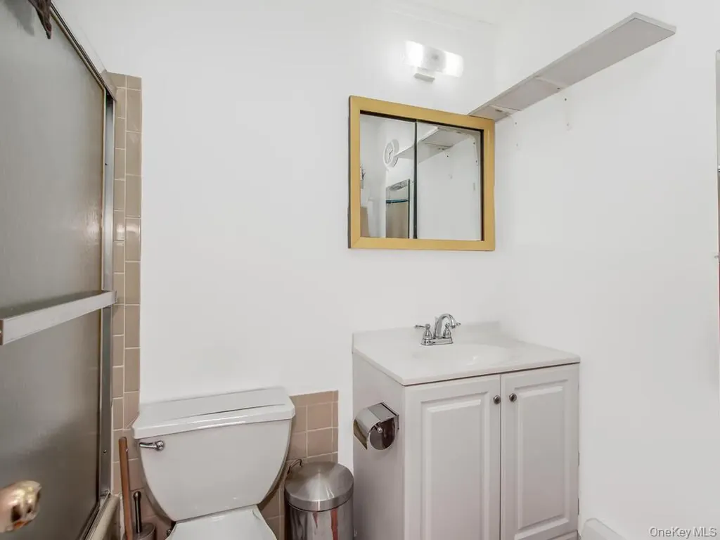 24021 68th Avenue Little Neck NY 11362