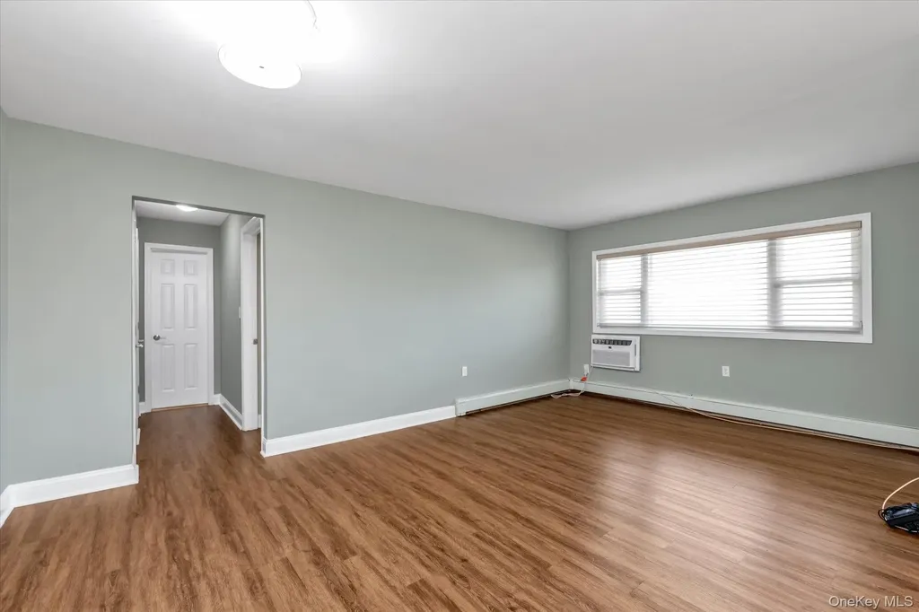 4 Rose Street Oceanside NY 11572