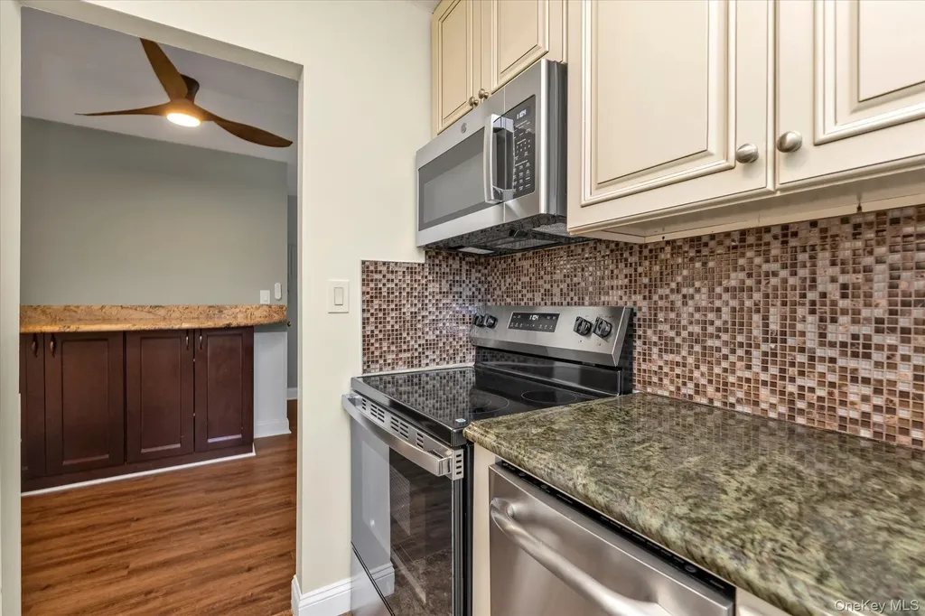 4 Rose Street Oceanside NY 11572