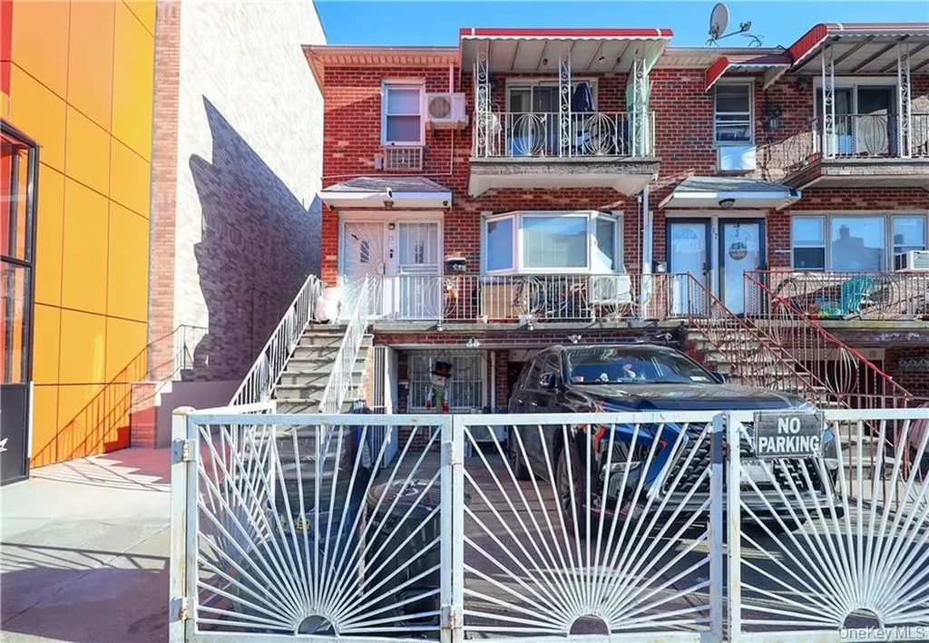 15 Bay 20th Street Brooklyn NY 11214