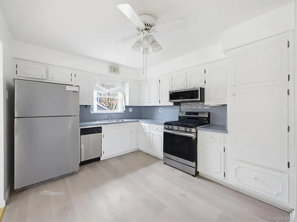 11 Willow Drive Suffern NY 10901