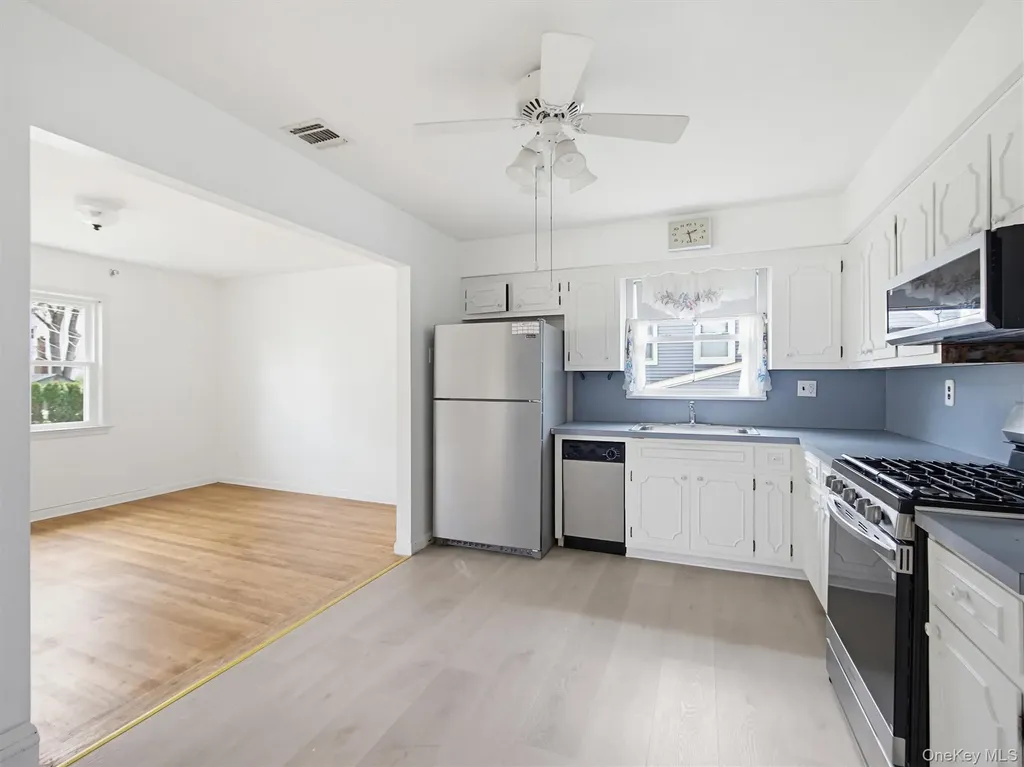 11 Willow Drive Suffern NY 10901