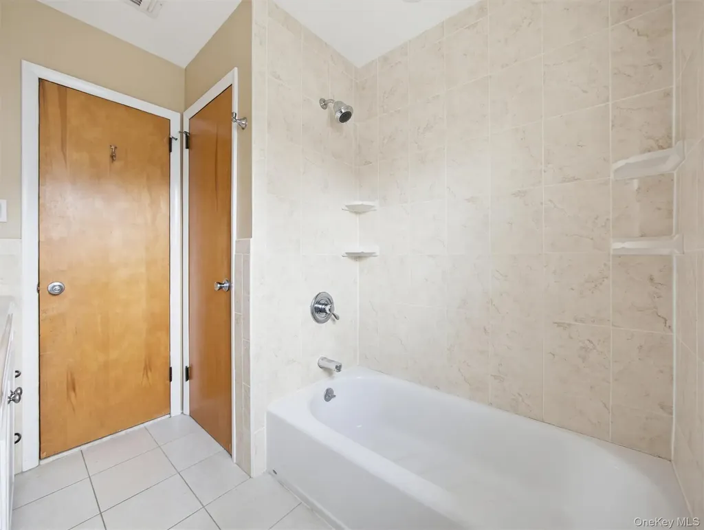 11 Willow Drive Suffern NY 10901