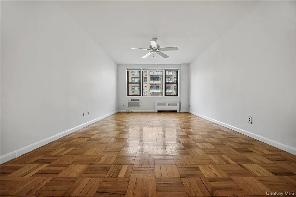 4 Birchwood Mineola NY 11501