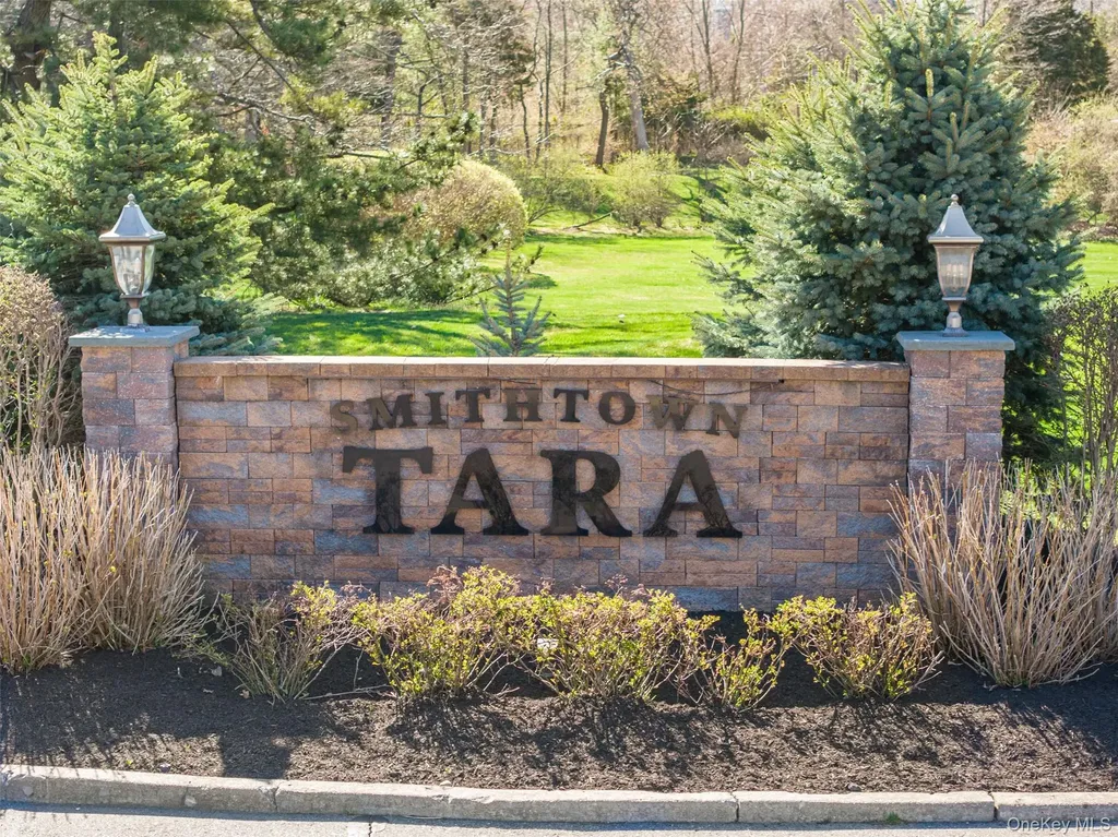 85 Rhett Court Commack NY 11725