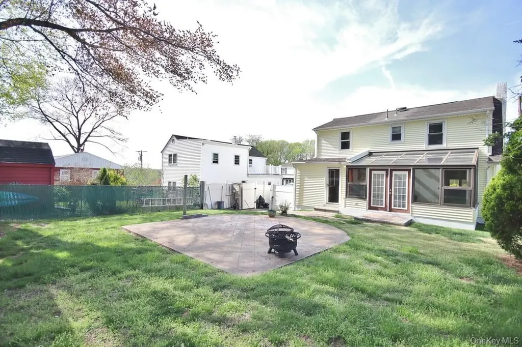 123 14th Street Verplanck NY 10596